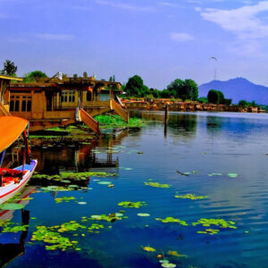 Kashmir Houseboat Tour With Sonmarg And Pahalgam