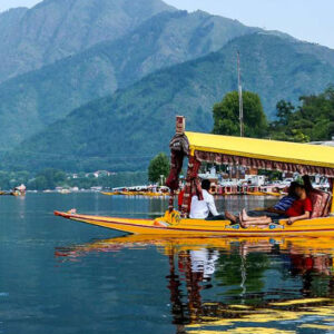 Amazing Kashmir Tour Package